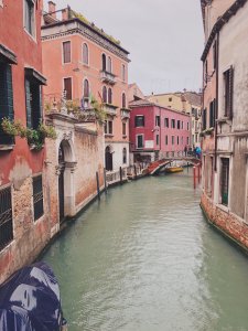 威尼斯之旅| 第一天，雨中威尼斯