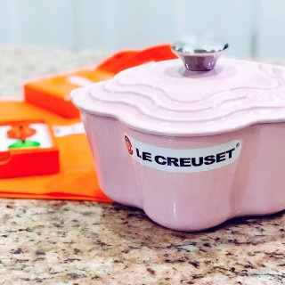 终于买了Le creuset的粉色花花锅...