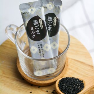 日东红茶系列之黄豆味黑芝麻牛奶...