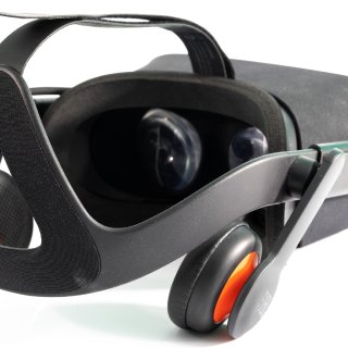 断舍离 - 曾经爆火的Oculus VR...