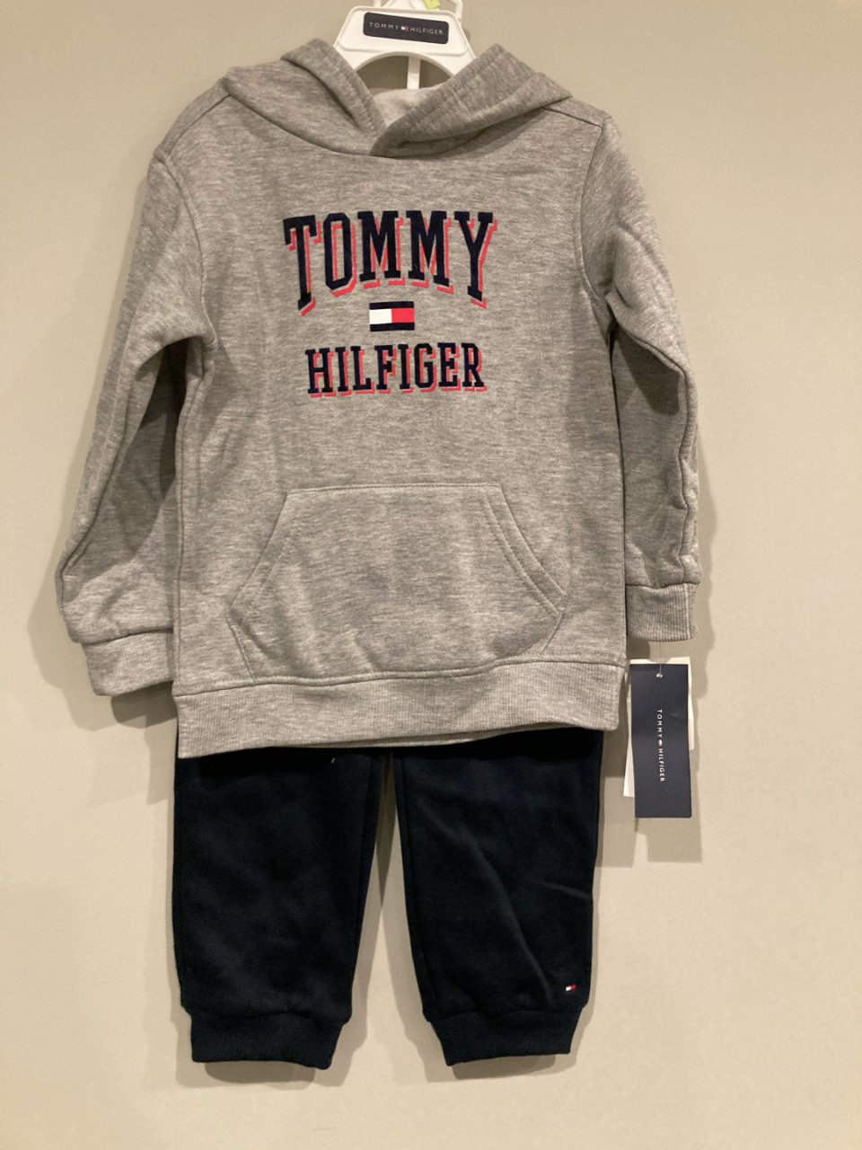 Tommy小童卫衣套装...