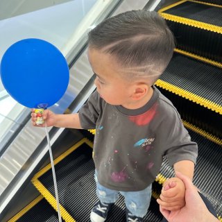 带我儿子剪了帅头发过儿童节啦｜国内真的太...