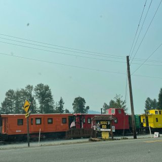 西雅图周边｜雷尼尔雪山边的火车主题小镇...