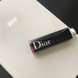 抢手是有原因的—Dior口红之740 Club色号