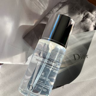 Brush Cleanser - Dior Backstage - Makeup | DIOR