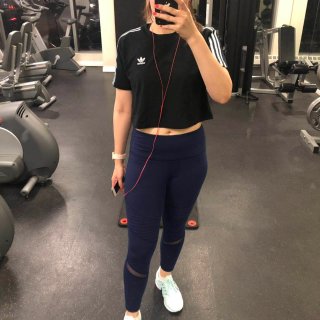 2019年六月份,68.2公斤,开始健身