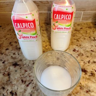 Calpico乳酸菌饮料/白桃味...