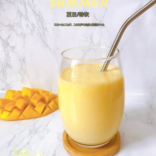 一杯芒果奶昔汁，清凉一夏❗...