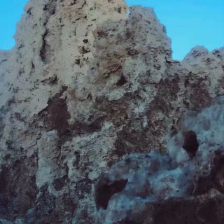 冷凝岩浆石