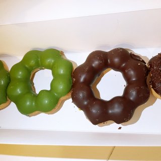 湾区甜品：从旧包装吃到新包装的donut...