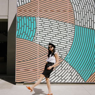 穿搭分享｜洛杉矶这个涂鸦墙能拍出摩登时尚...