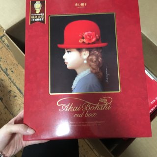 红帽子饼干礼盒