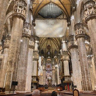 精美的米兰大教堂...