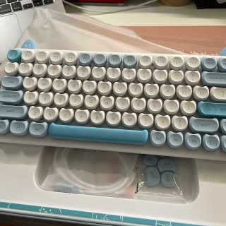 iqunix m80波斯猫机械键盘...