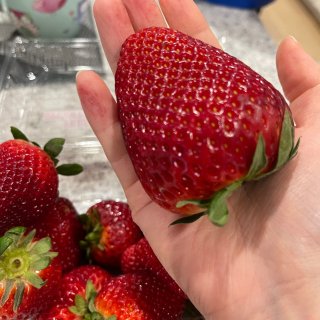 H·E·B草莓 🍓菠萝 🍍大折价...