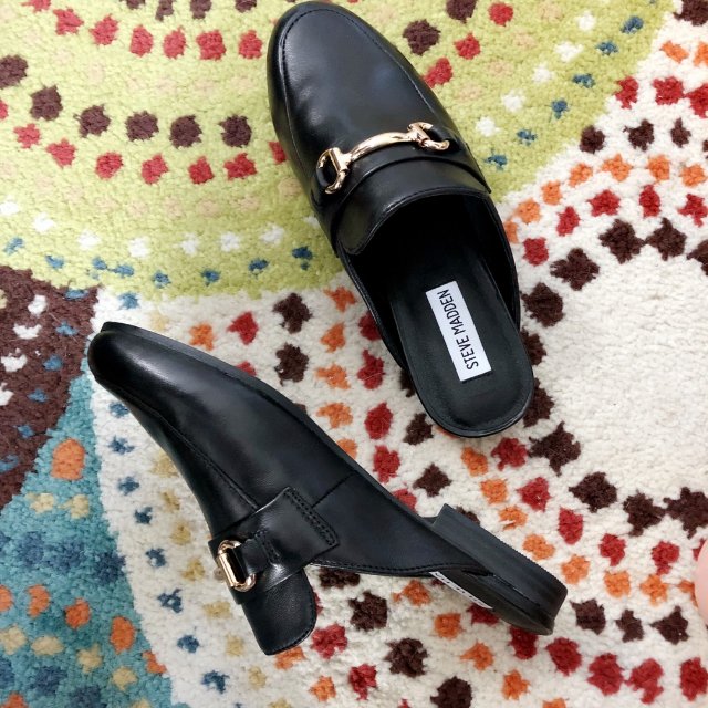 在论坛上种草的穆勒鞋，Gucci的...