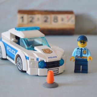 儿子LEGO～警察配警车🚓...