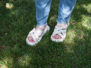 NEWBELLA百丽👉国产女鞋带你领略时尚风情‼️