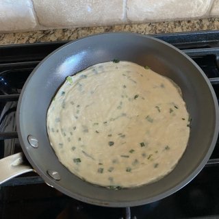 超市新货沈大成一一测评 - 葱油饼！...