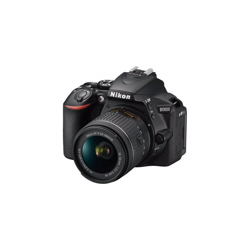 Nikon D5600单反带18-55mm镜头