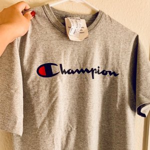Champion体恤