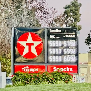 六个加油站⛽️的价格情况📈...