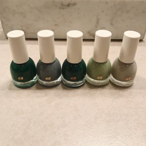 Nails | H&M甲油配色w/延禧莫兰迪 · 娴妃