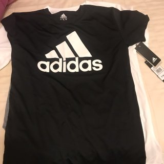四月宅家季,adidas 阿迪达斯