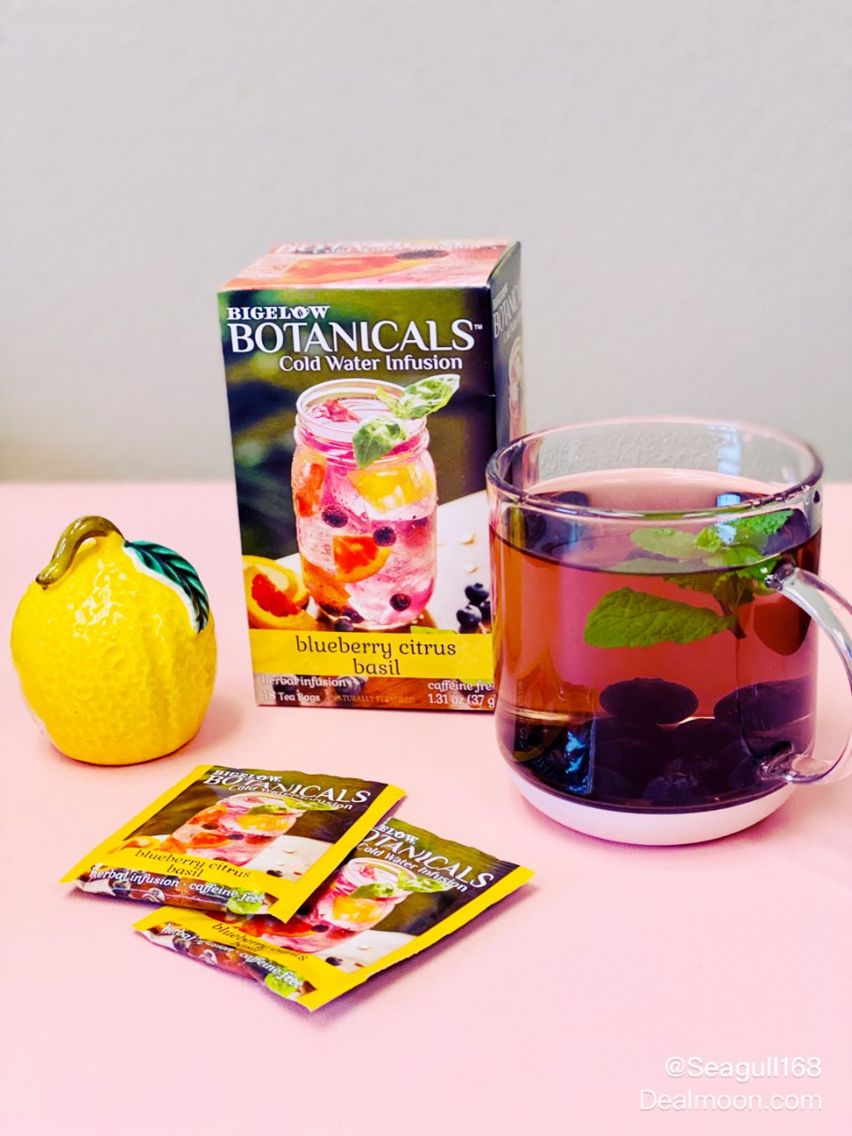 Walmart 沃尔玛,Bigelow Botanicals Cold Water Herbal Infusion, Blackberry Raspberry Hibiscus, Tea Bags, 18 Ct - Walmart.com
