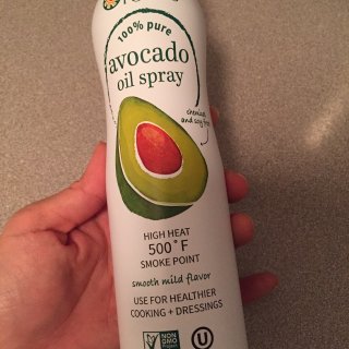 Avocado oil spray