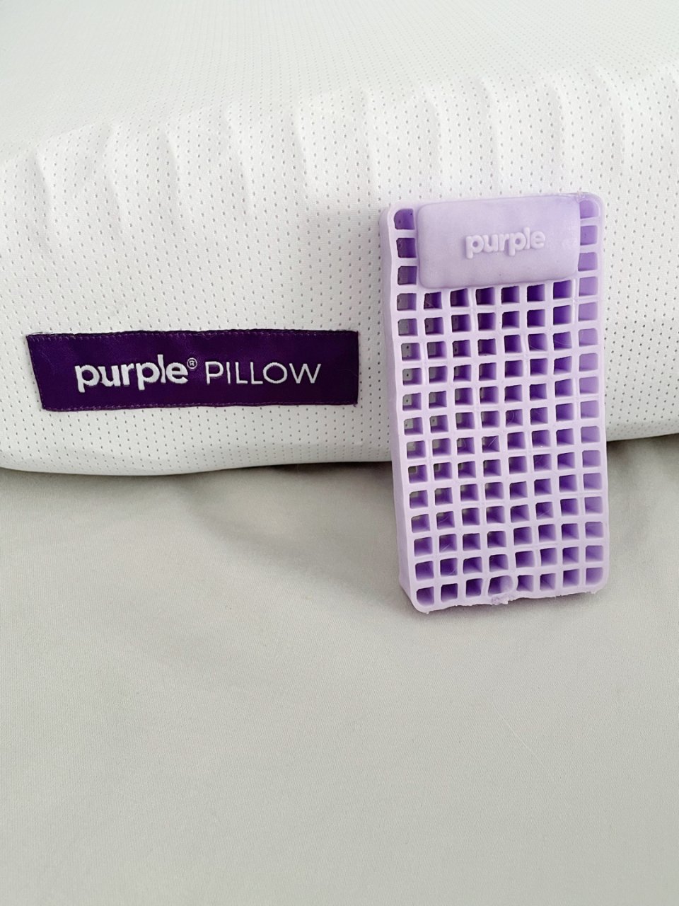 10. Purple黑科技枕头...