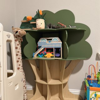 Delta Children Tree Bookcase - Greenguard Gold Certified, Fern Green/Crafted Natural : Everything Else