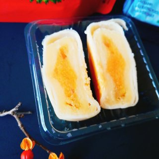 换季零食打卡👉越南榴莲蛋黄饼...