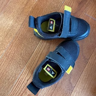 Adidas X Lego 童鞋颜值高！...
