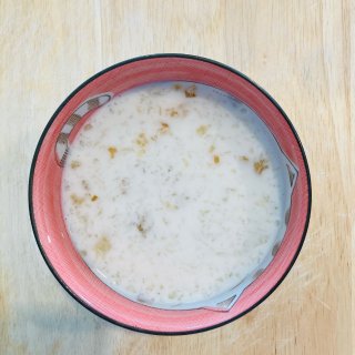 养颜低脂早餐-桃胶雪燕皂角米...