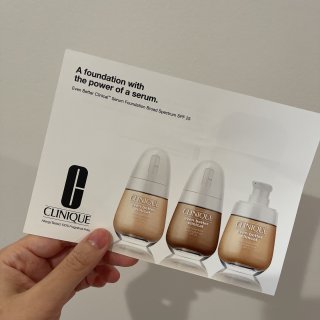 倩碧粉底液