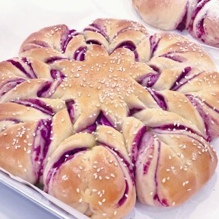 紫薯雪花面包