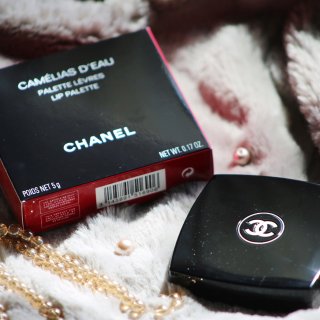 Chanel四色口红盘...