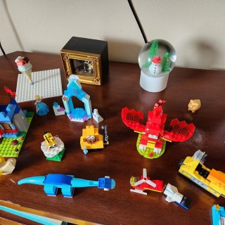 创意无限，LEGO 陪伴成长。...