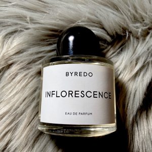 Byredo-inflorescence 花序