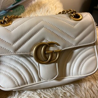 Gucci marmont 白色