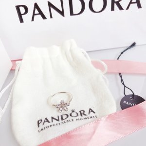 Pandora闪亮小雏菊银戒指