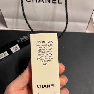 Chanel healthy glow粉...