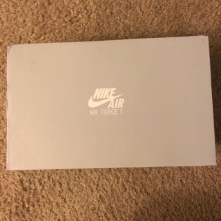 Nike AF1 女款小白鞋...