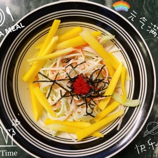 今日份美食/自制寿司/芒果蟹肉沙拉...