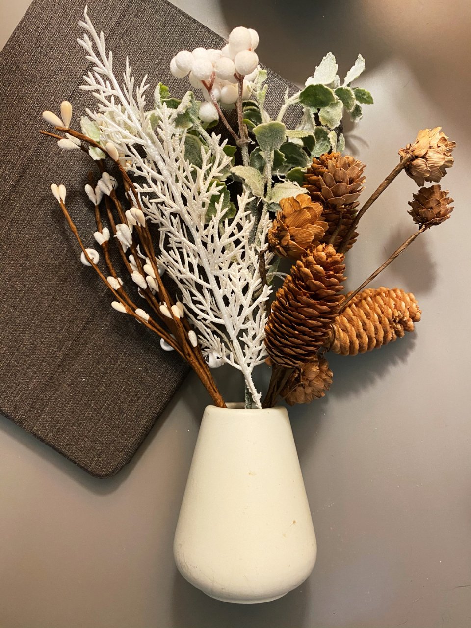 Christmas Wreaths, Garland, Greenery & F