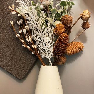 Christmas Wreaths, Garland, Greenery & F