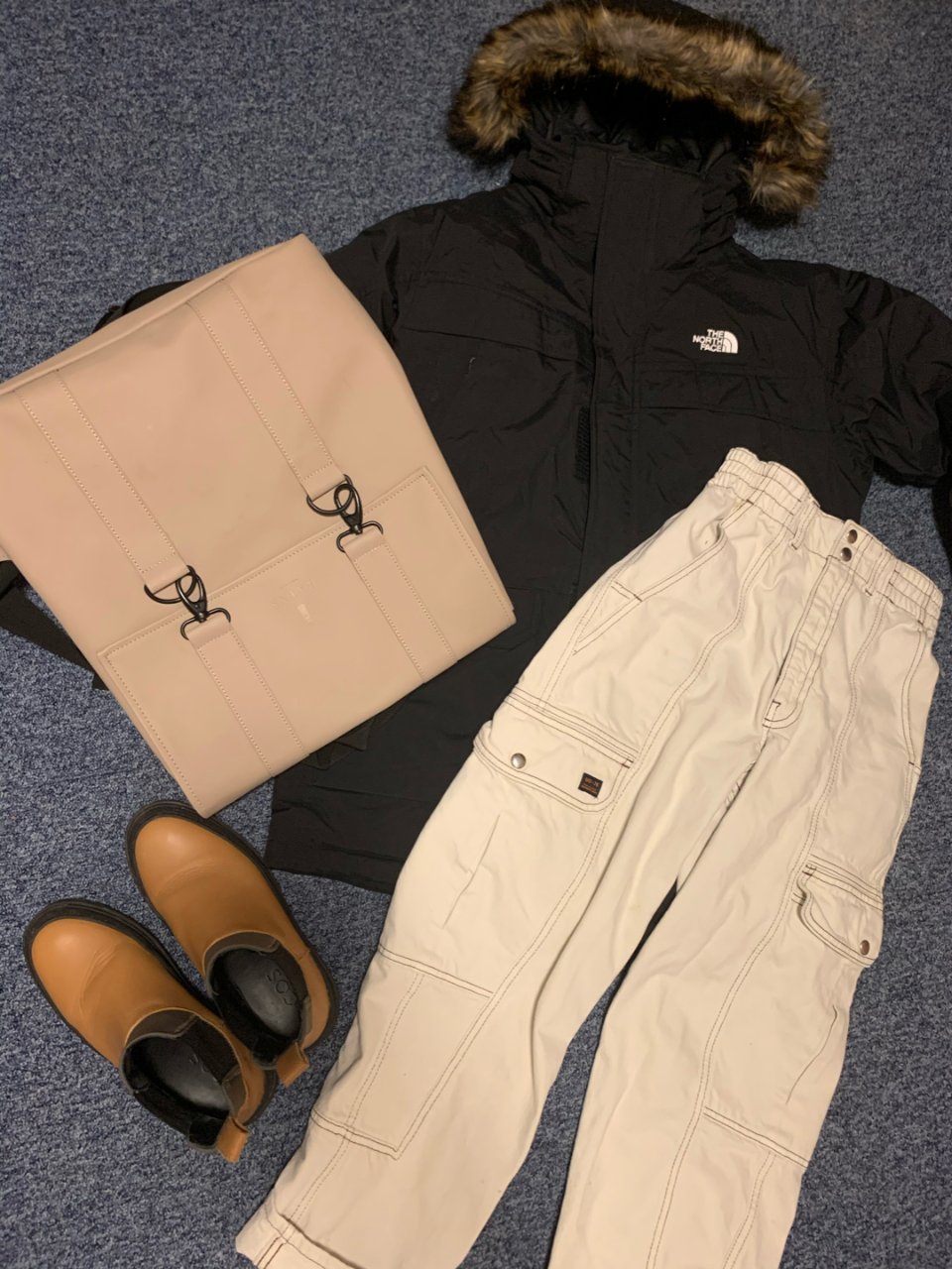 The North Face 北脸,Urban Outfitters,rains,COS