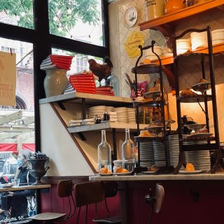 纽约探店｜街角的咖啡店-Buvette...