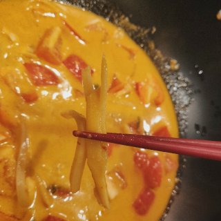 『懒人厨房👩🏻‍🍳』网购买的速食泰式咖喱...